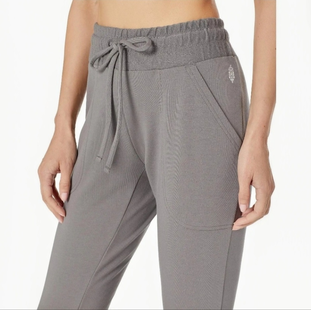 Free People Movement Sunny Gray Joggers NWT Size Small